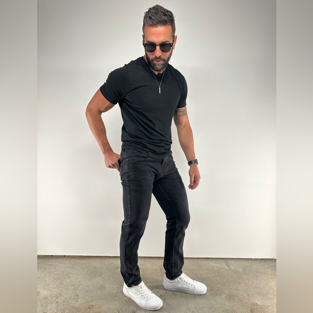 THE PERFECT JEAN NYC / Black Washed Out Slim Thick / W 33 L 30 - Picture 5 of 16